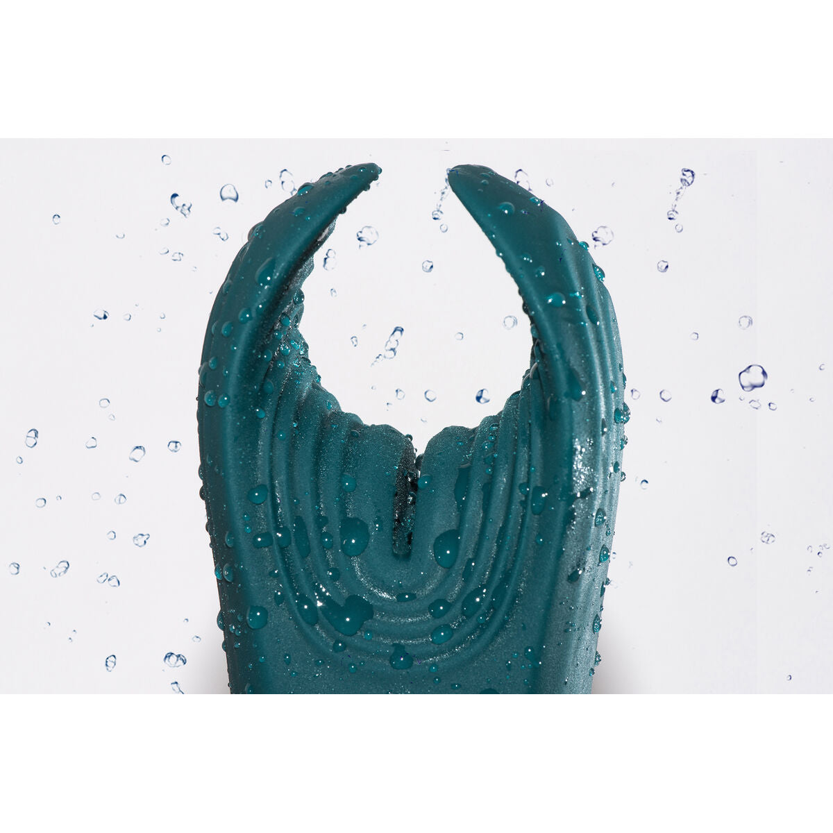 V4H0AC10D24F2F3074FADAAC85FF09E8130R5300940P1